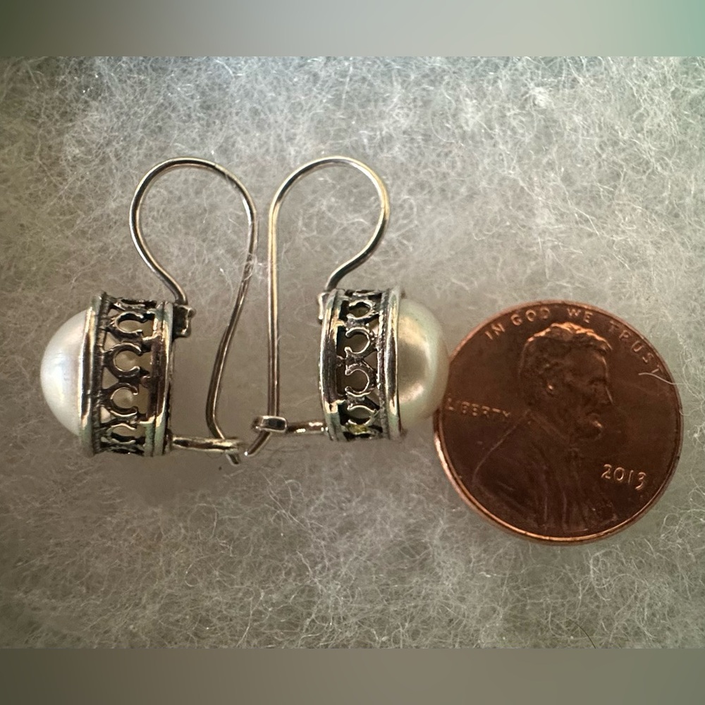 Vintage Opulenza Israel Sterling Silver 925 Pearl Inlay Earrings Stamped - Picture 4 of 4
